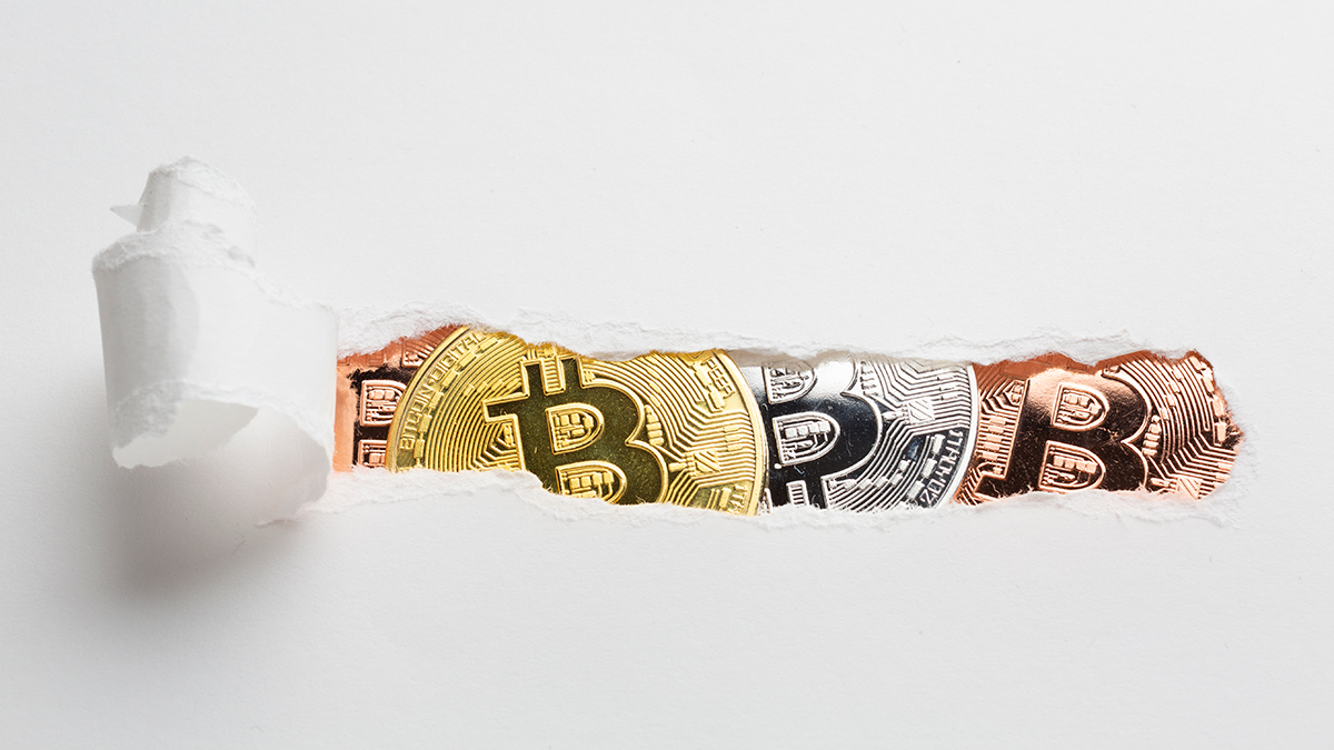 Bitcoin Hovering Near $120K as FOMO and Institutional Interest Fuel Market Moves